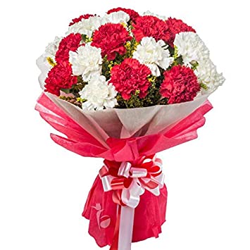 red and white rose bouquet