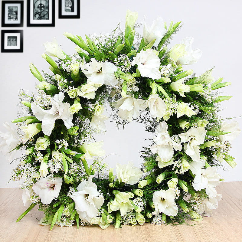 Funeral & Sympathy Wreath Delivery in Byndoor | Condolence Flowers